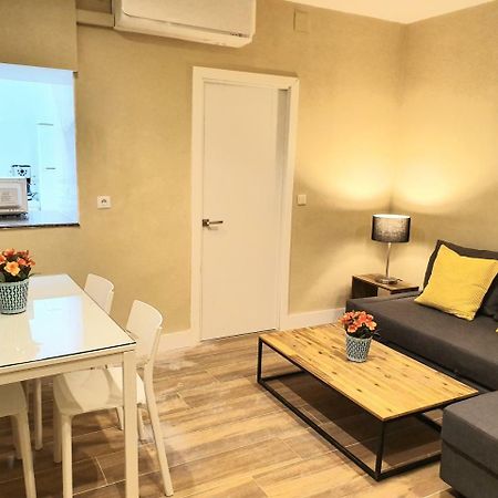 Ch Apartamento Plaza Del Angel - Semisotano Madrid Exteriör bild