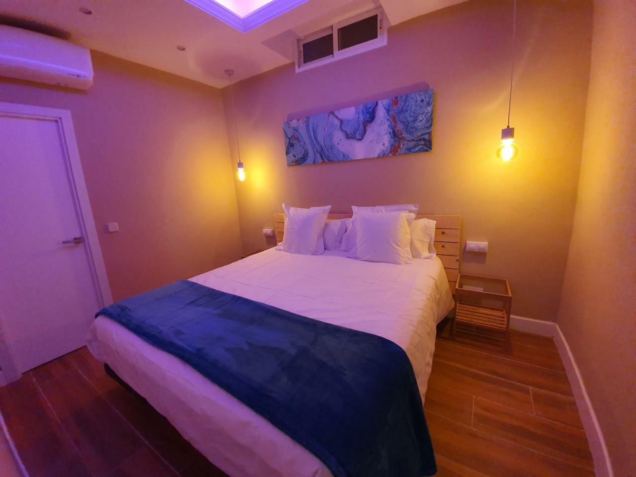 Ch Apartamento Plaza Del Angel - Semisotano Madrid Exteriör bild